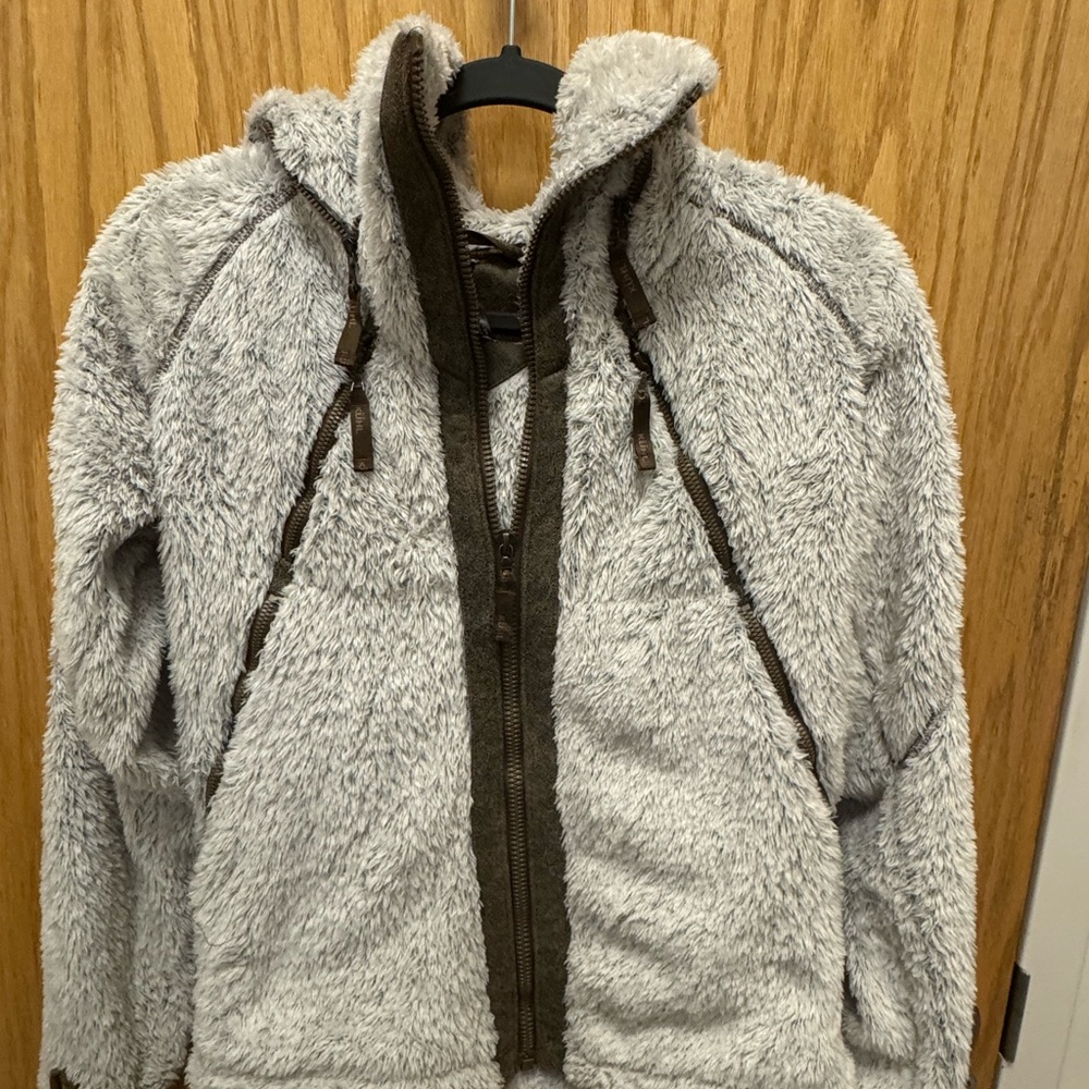 Kuhl Women’s Cozy Fleece Jacket - Picture 15 of 15